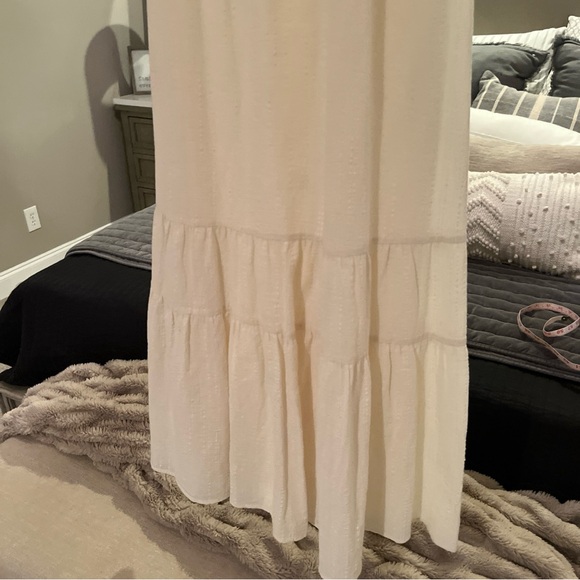 Zara Beige Maxi Dress - Picture 6 of 9